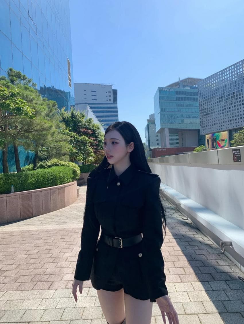 오늘자 에스파 카리나 인스타 업뎃 9번째 이미지