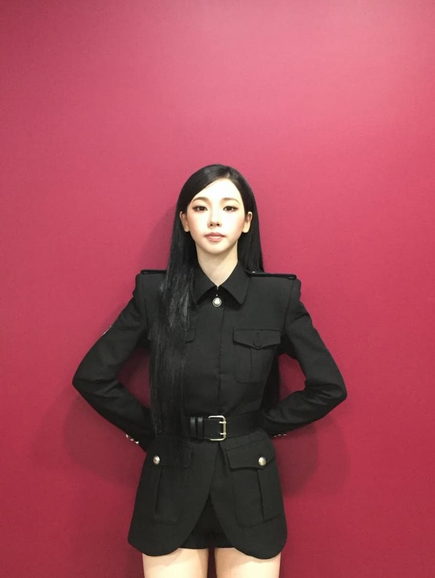 오늘자 에스파 카리나 인스타 업뎃 10번째 이미지